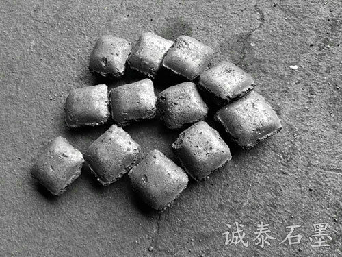 中國(guó)發(fā)現(xiàn)超大石墨礦，價(jià)值1000多億，殲-20將有大提升